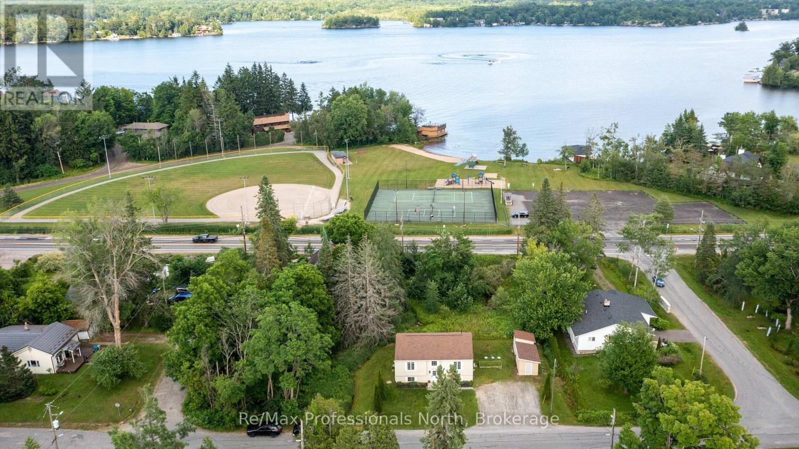 210 Mcpherson Street, Gravenhurst (Muskoka (S)), Ontario  P1P 1R2 - Photo 38 - X12278226