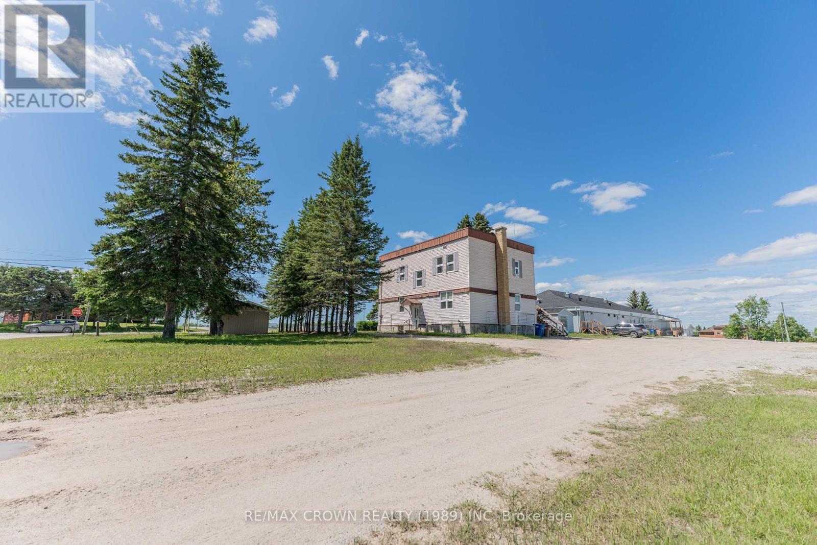 27 Grzela Road, Fauquier-Strickland, Ontario  P0L 1G0 - Photo 3 - T12088080