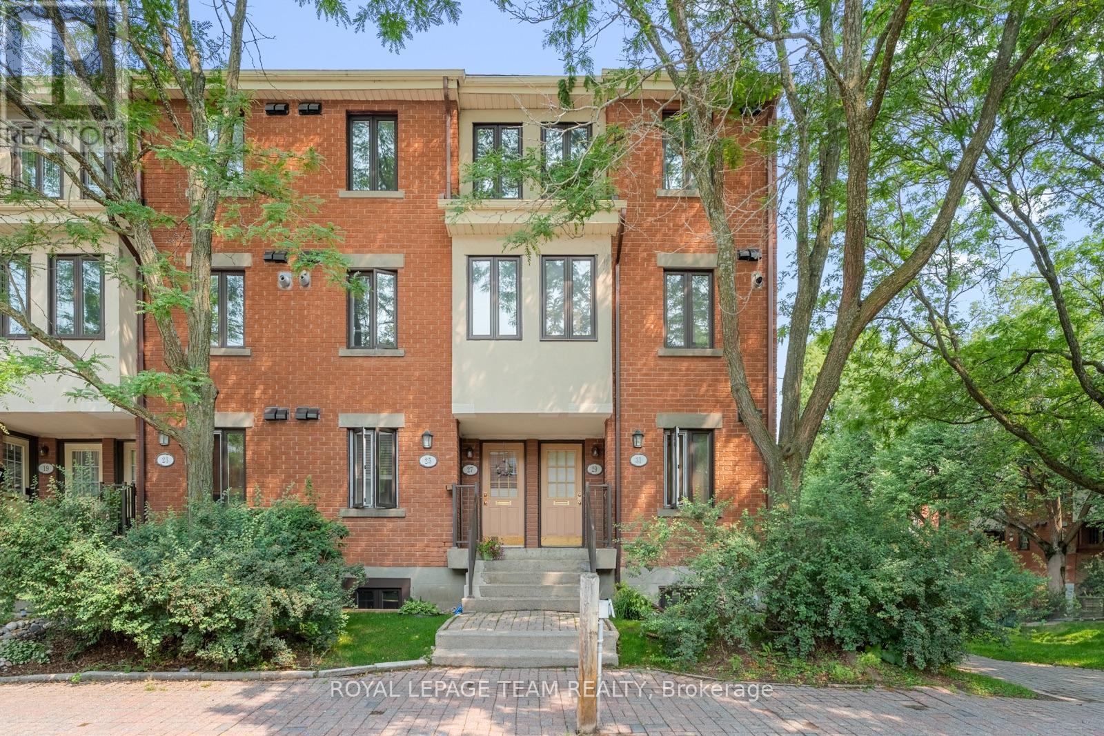 Property at 25 SHEBA PRIVATE image 1