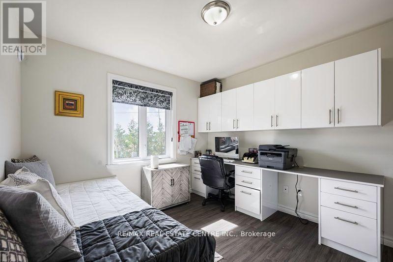 2 Cedar Grove Road, Mono, Ontario  L9W 6X6 - Photo 21 - X12278175