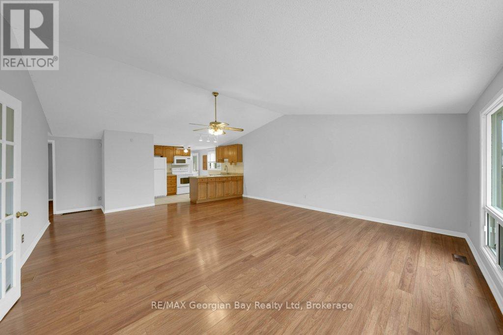 67 Roc Road, Tiny, Ontario  L0L 2J0 - Photo 12 - S12278264