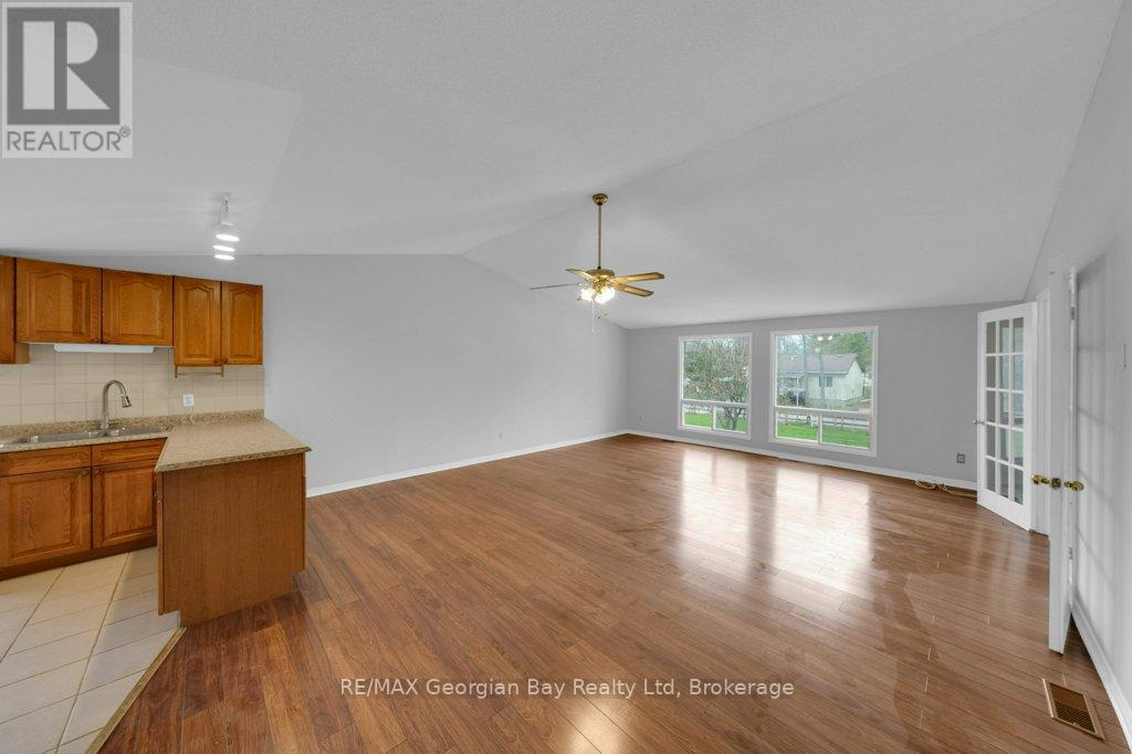 67 Roc Road, Tiny, Ontario  L0L 2J0 - Photo 14 - S12278264
