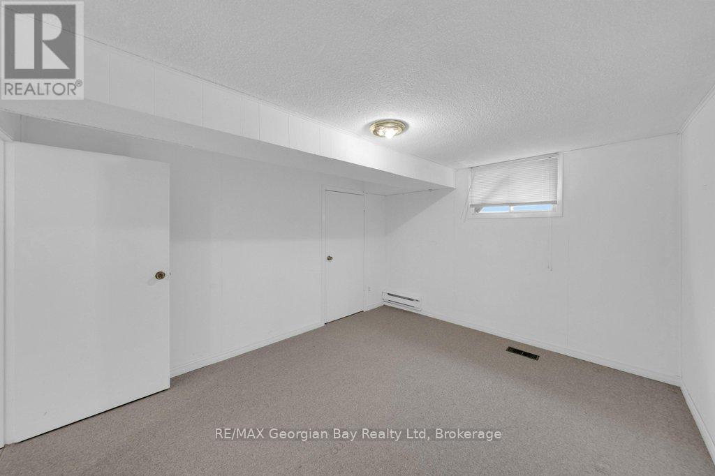 67 Roc Road, Tiny, Ontario  L0L 2J0 - Photo 38 - S12278264