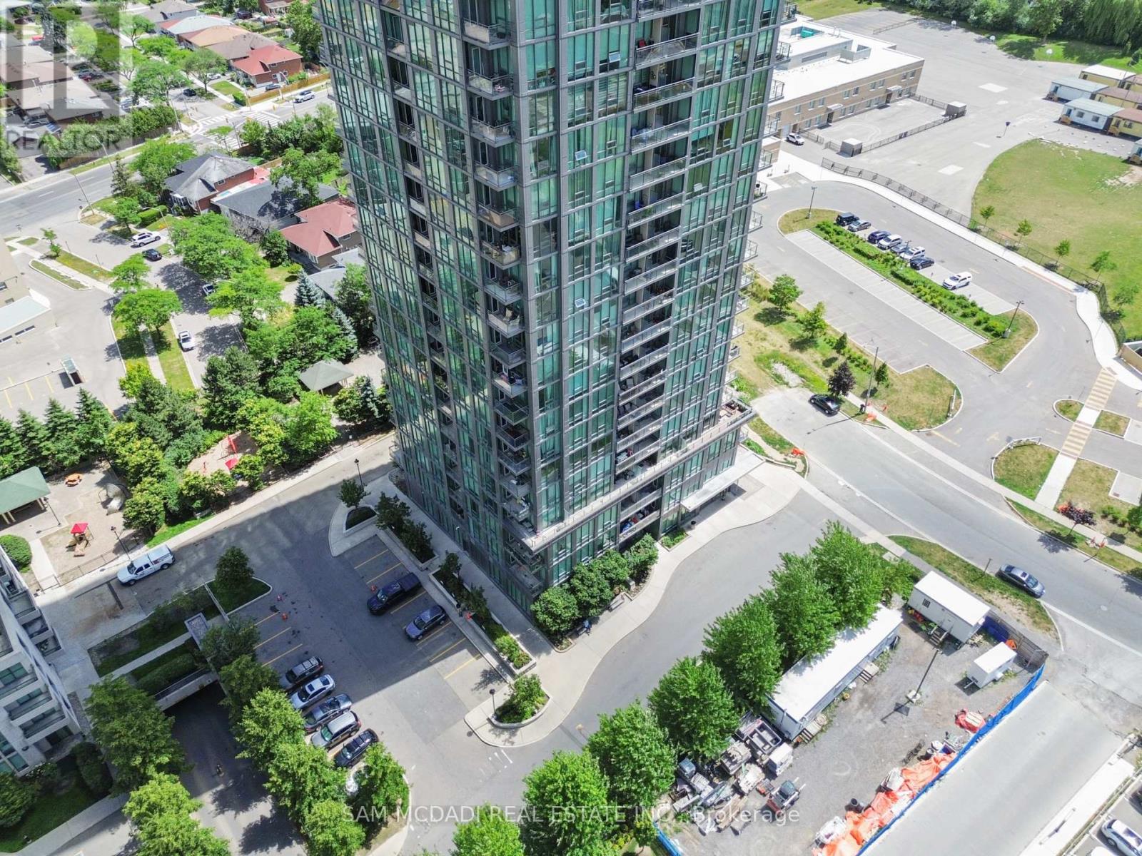 710 - 3525 Kariya Drive, Mississauga, Ontario  L5B 0C2 - Photo 5 - W12278213