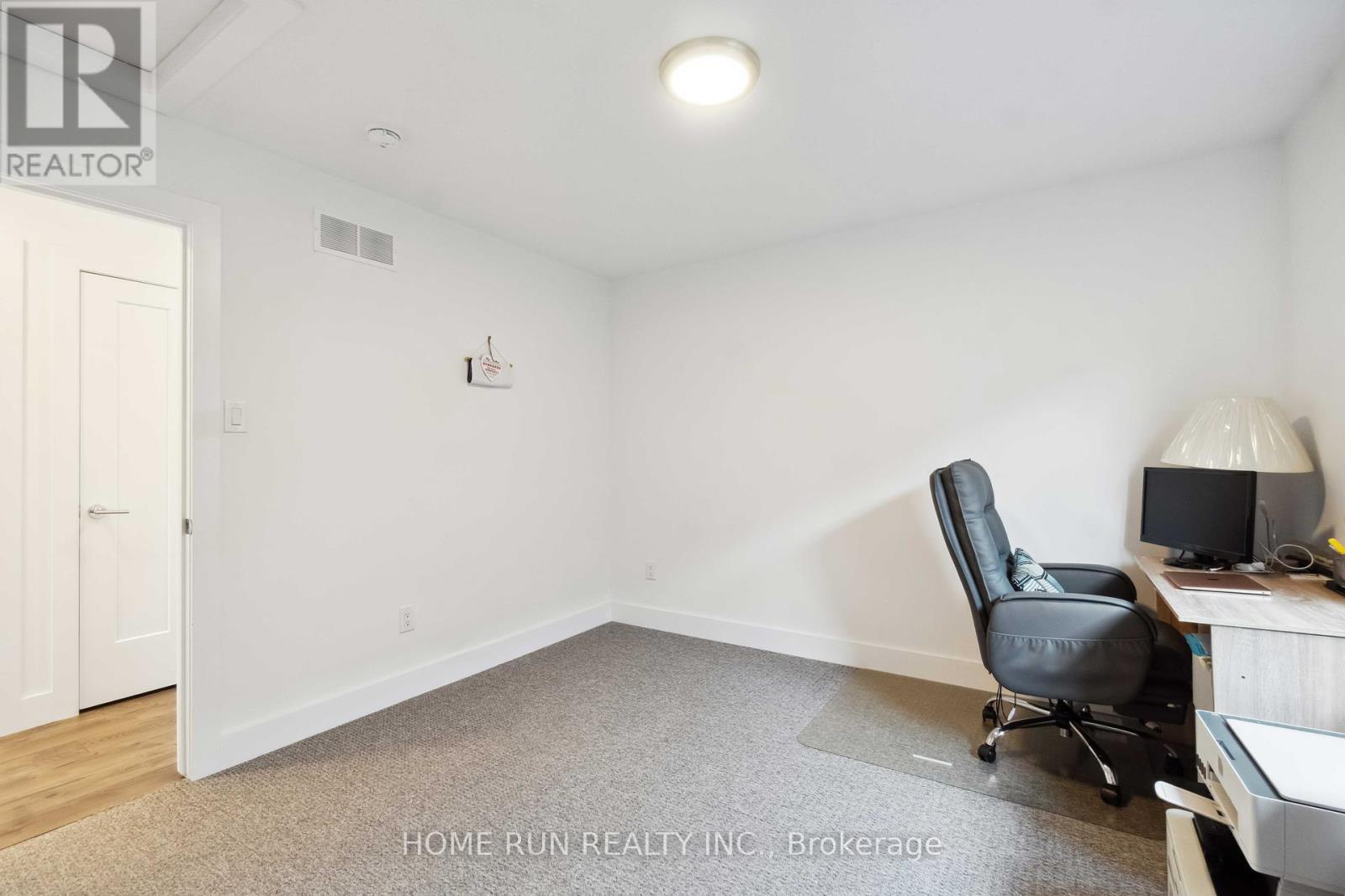 334 Haliburton Heights, Ottawa, Ontario  K2V 0G1 - Photo 24 - X12278280