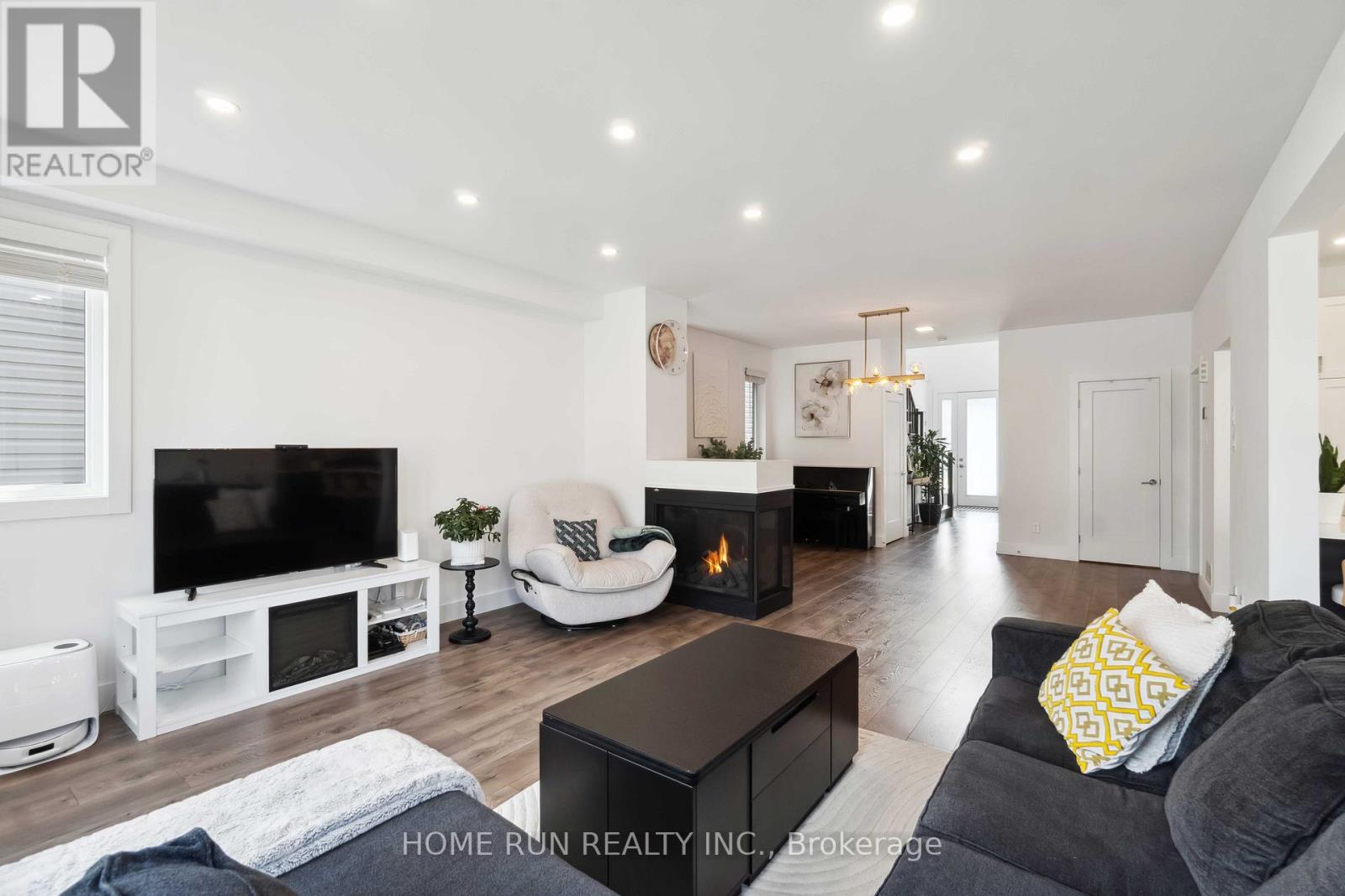 334 Haliburton Heights, Ottawa, Ontario  K2V 0G1 - Photo 7 - X12278280