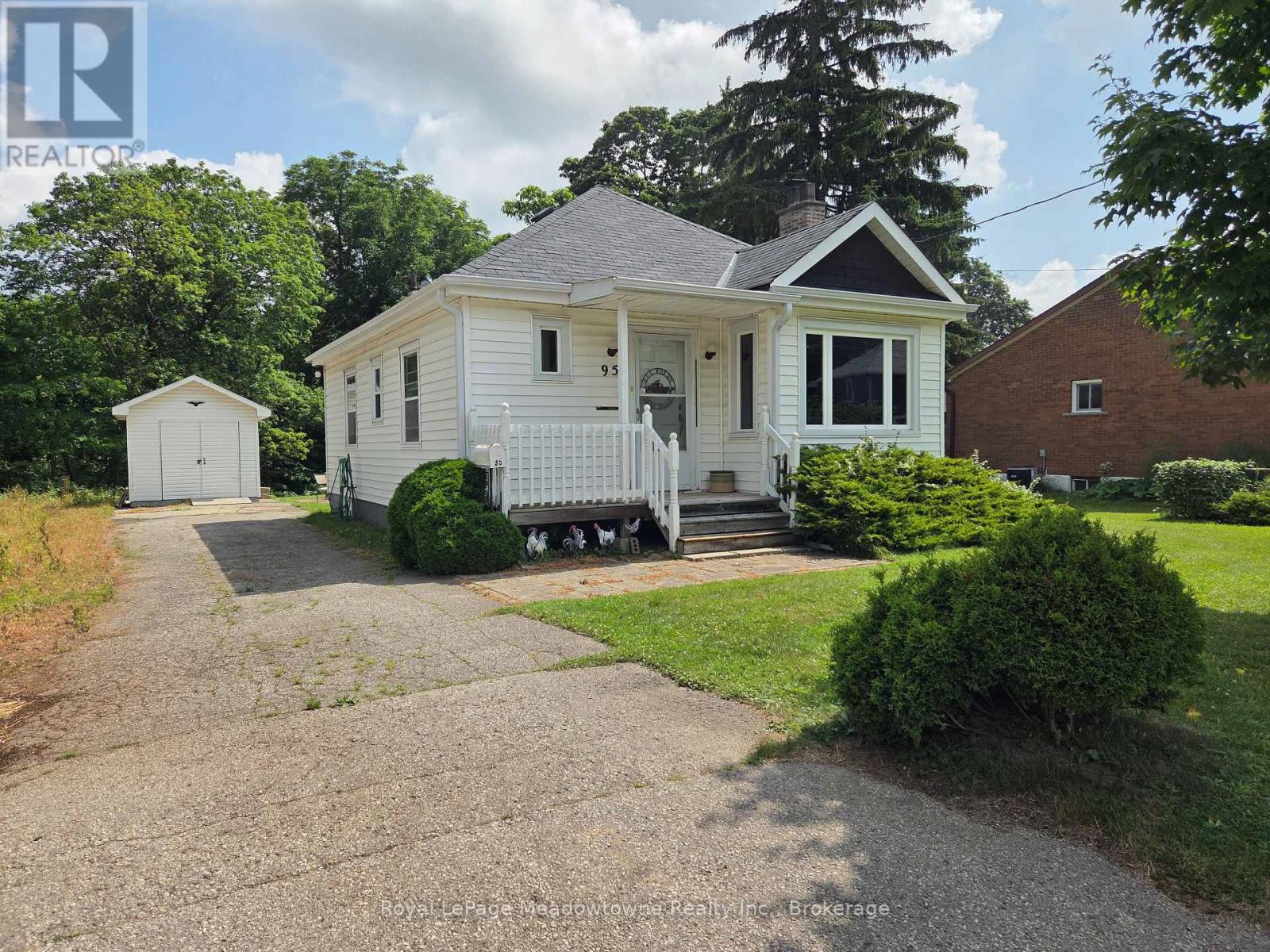 Property at 95 POPLAR AVENUE image 1