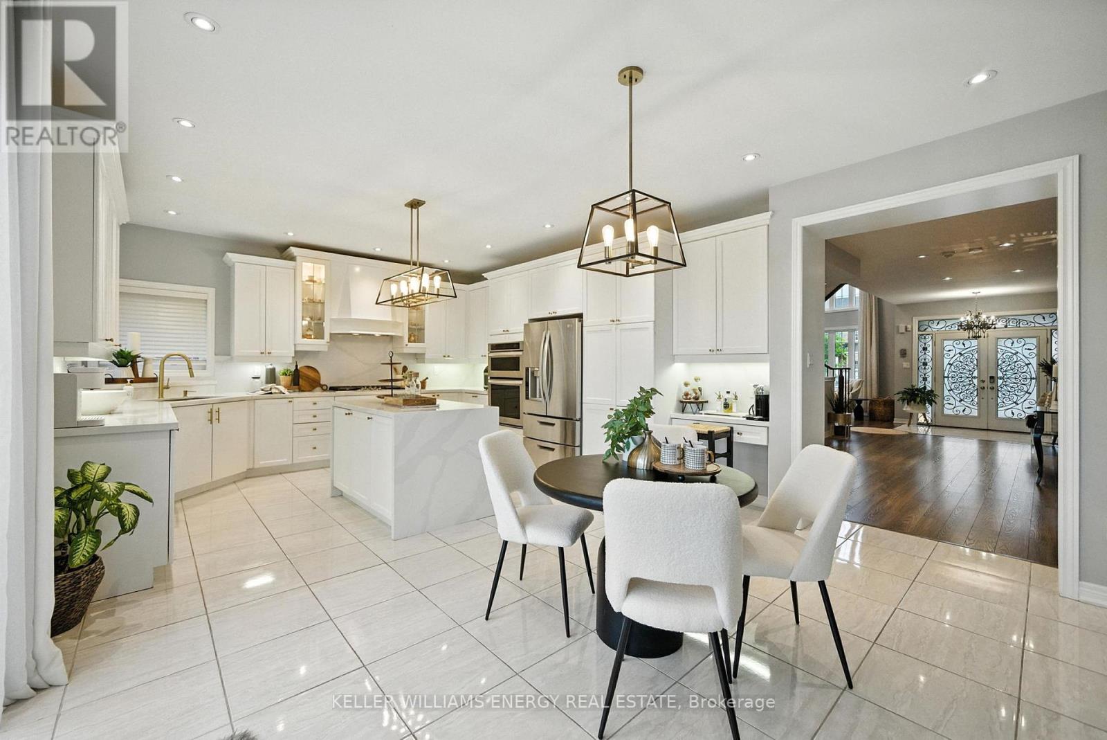 Property at 1465 WOODSTREAM AVENUE image 5