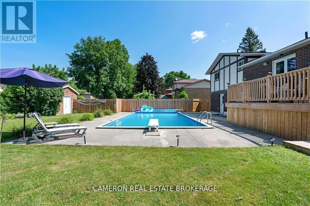 Property at 601 KIRKWOOD STREET image 2