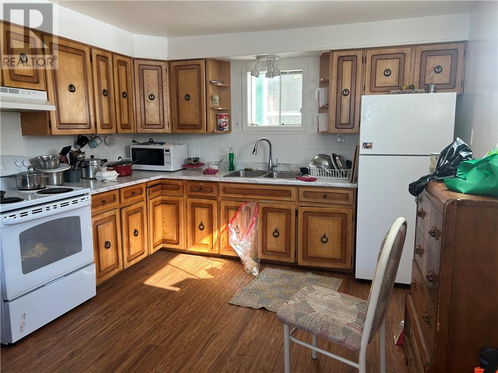 Property at 432 Bessie Avenue image 5
