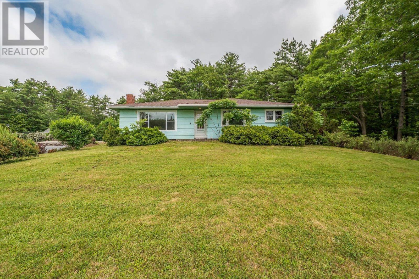 Property at 14052 Highway 3 image 1
