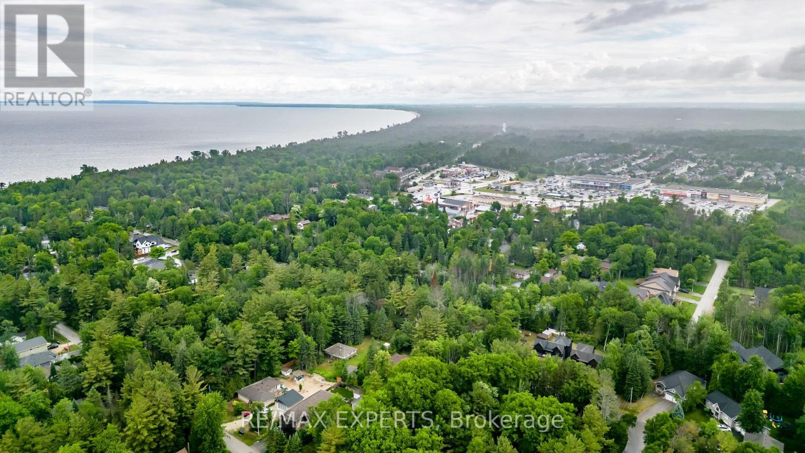 30 Crocus Drive, Wasaga Beach, Ontario  L9Z 2Z7 - Photo 13 - S12032641