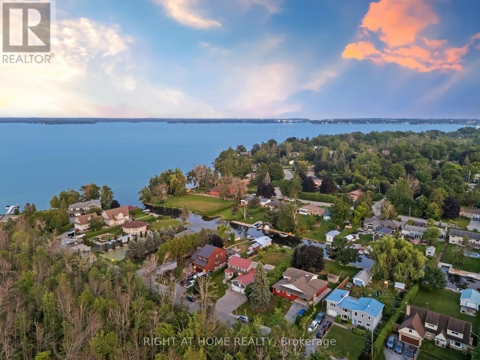 Property at 1415 CUNNINGHAM CRESCENT image 3