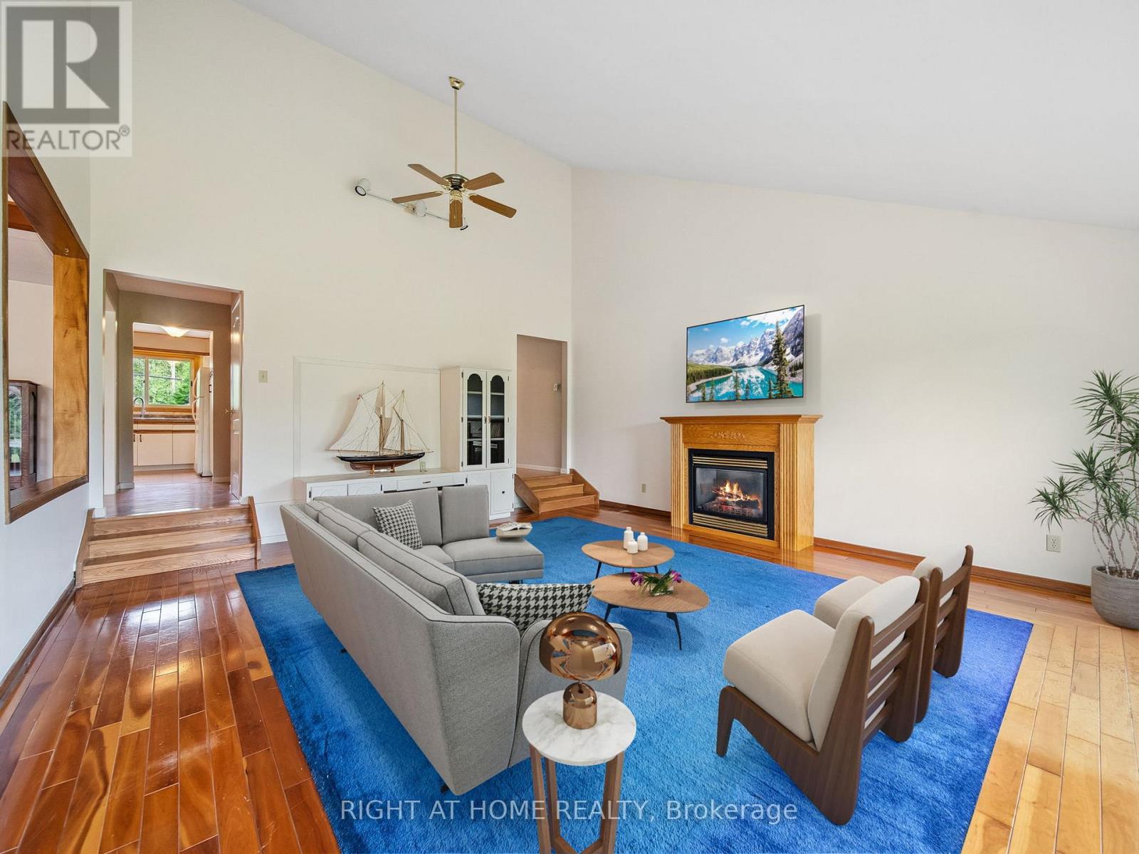 Property at 1415 CUNNINGHAM CRESCENT image 4