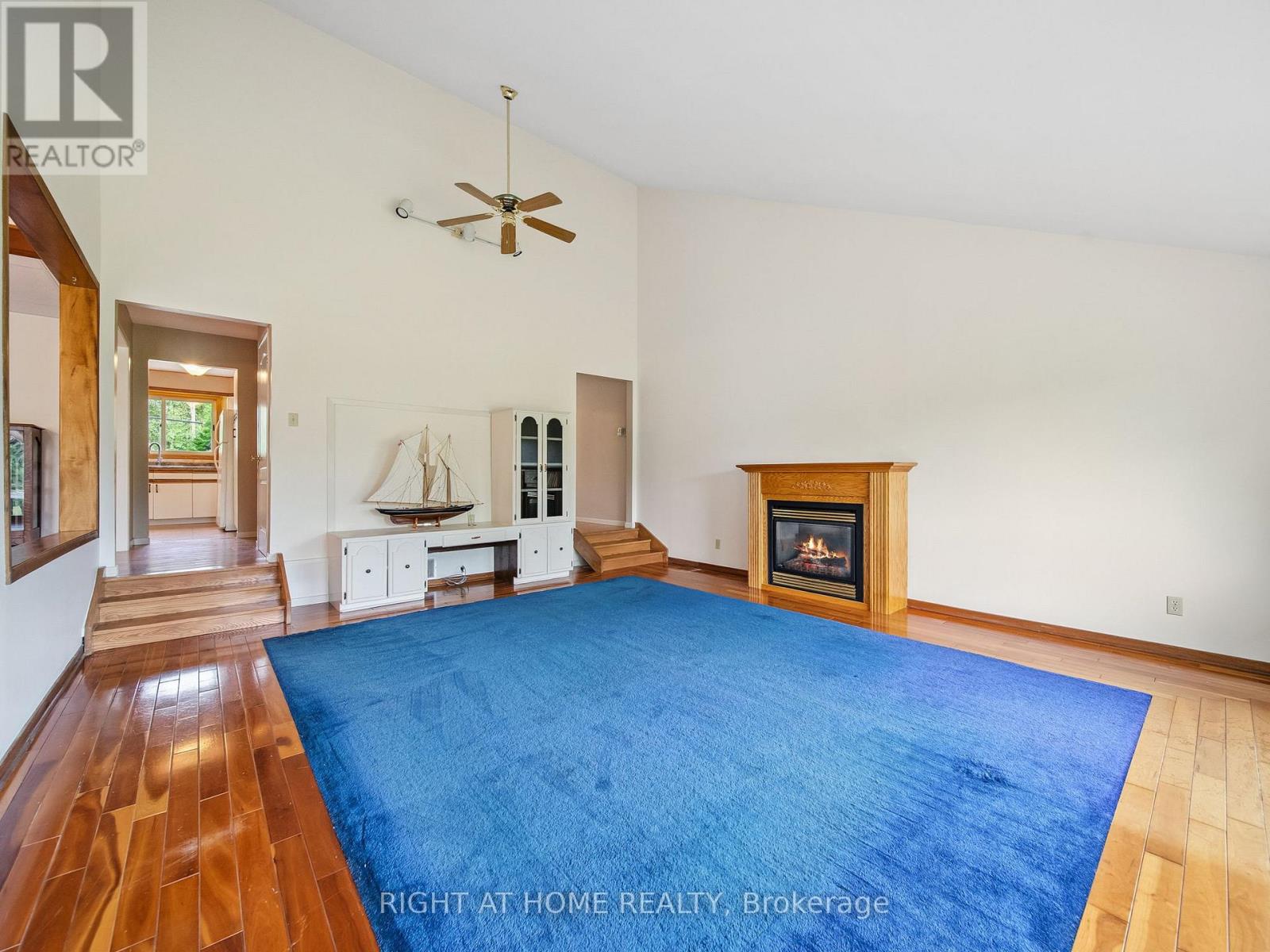 Property at 1415 CUNNINGHAM CRESCENT image 5