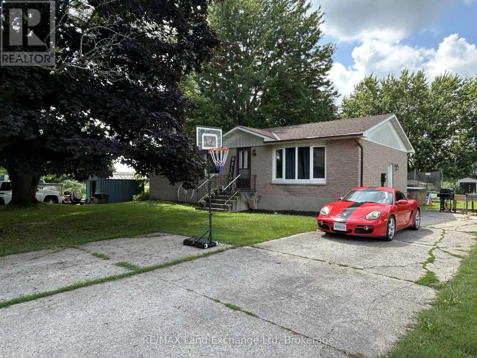 86731 Fischer Line, Morris Turnberry, Ontario  N0G 2W0 - Photo 2 - X12271254