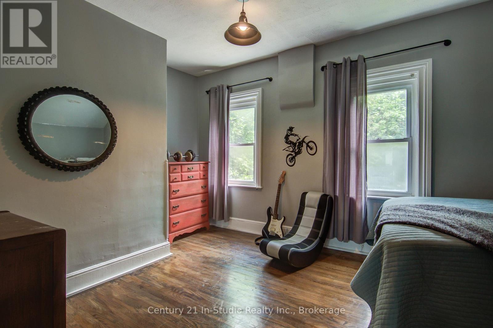 16 Peter Street, Grey Highlands, Ontario  N0C 1E0 - Photo 37 - X12276278