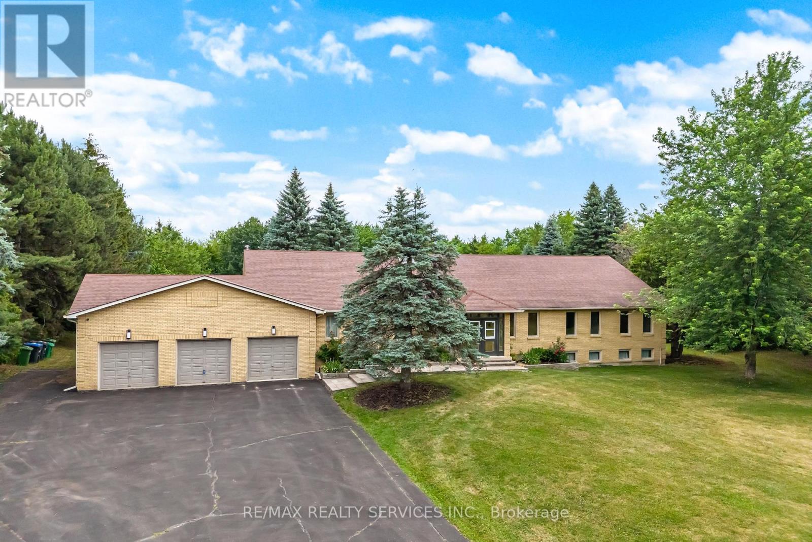 Property at 22 ROSEGARDEN DRIVE image 1