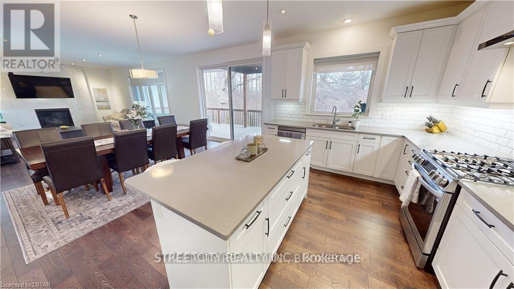 1345 Dyer Crescent, London North, Ontario  N6G 0S7 - Photo 12 - X12278331