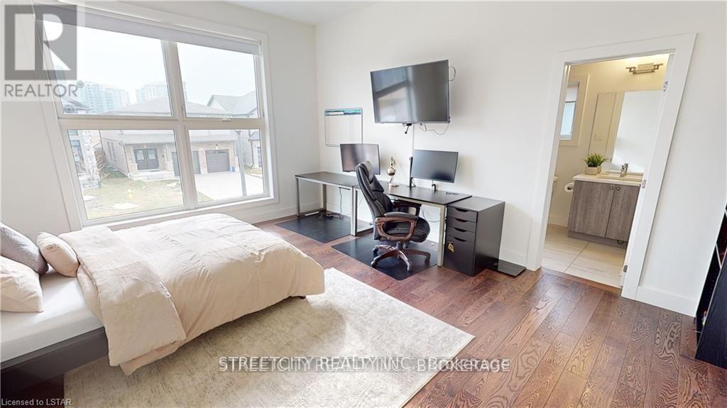 1345 Dyer Crescent, London North, Ontario  N6G 0S7 - Photo 24 - X12278331