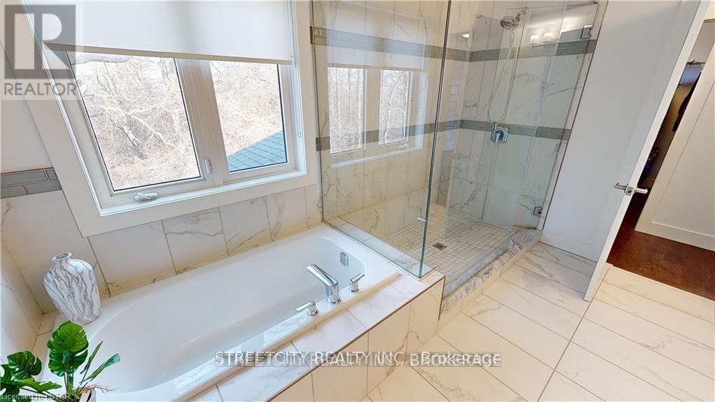 1345 Dyer Crescent, London North, Ontario  N6G 0S7 - Photo 36 - X12278331