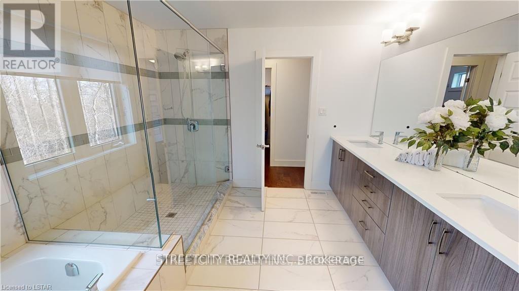 1345 Dyer Crescent, London North, Ontario  N6G 0S7 - Photo 37 - X12278331