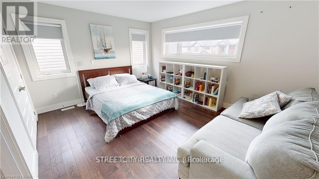 1345 Dyer Crescent, London North, Ontario  N6G 0S7 - Photo 40 - X12278331