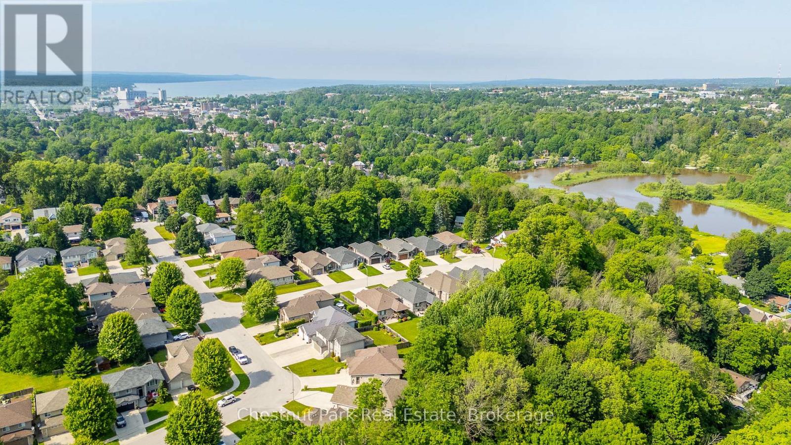 207 2nd Street W, Owen Sound, Ontario  N4K 0A6 - Photo 45 - X12278318