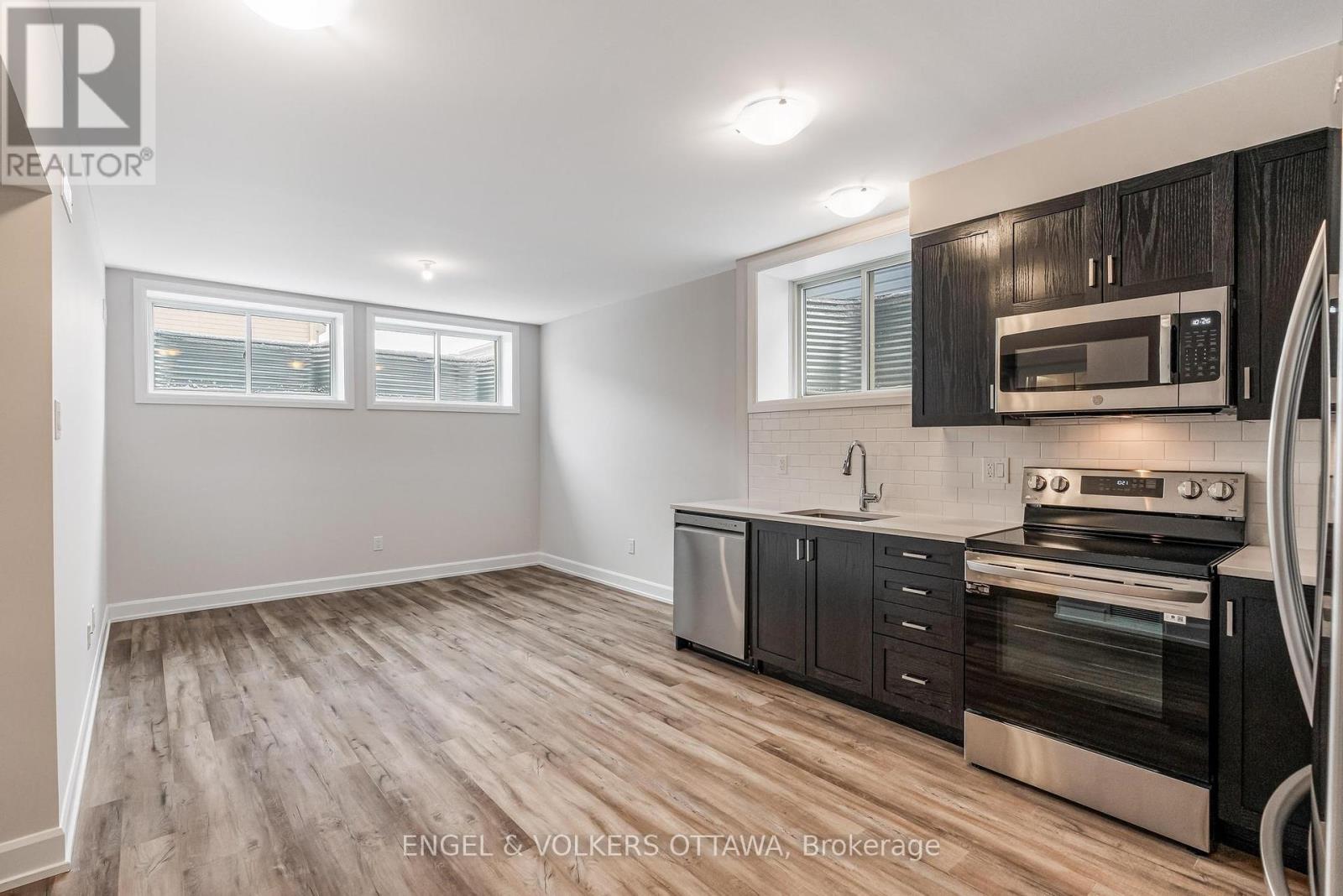 683 Fisher Street, North Grenville, Ontario  K0G 1J0 - Photo 42 - X12278336