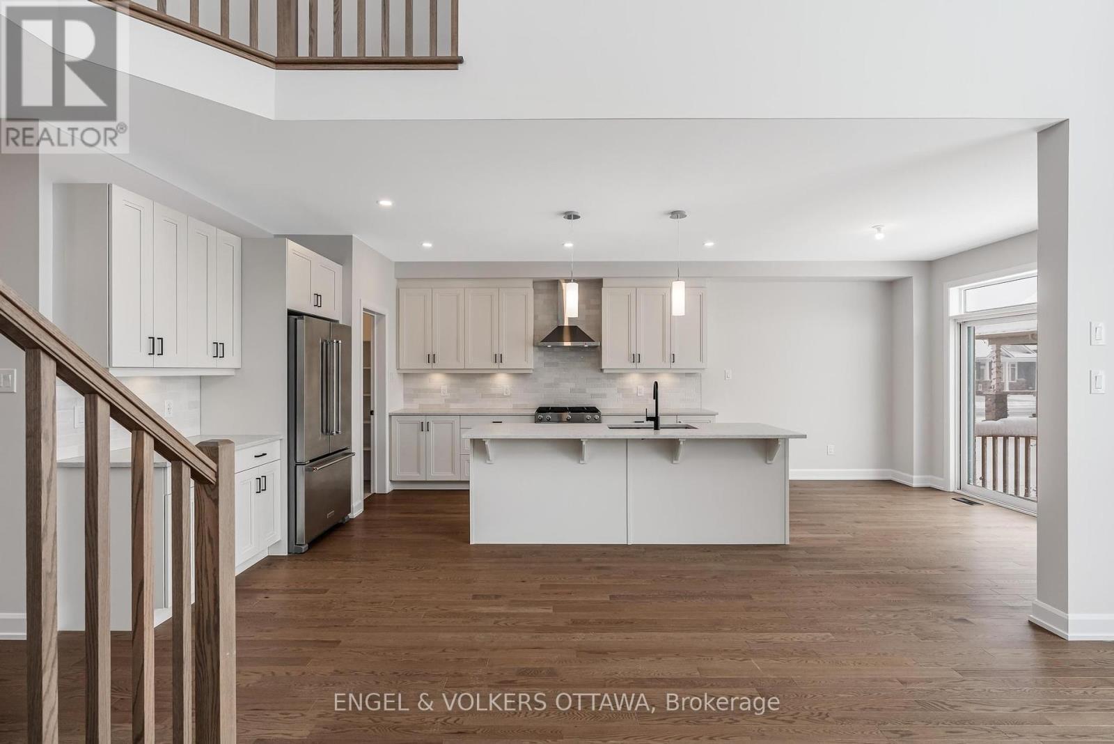683 Fisher Street, North Grenville, Ontario  K0G 1J0 - Photo 7 - X12278336