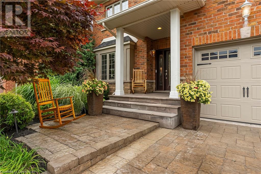 Property at 7 RIESLING Street image 2