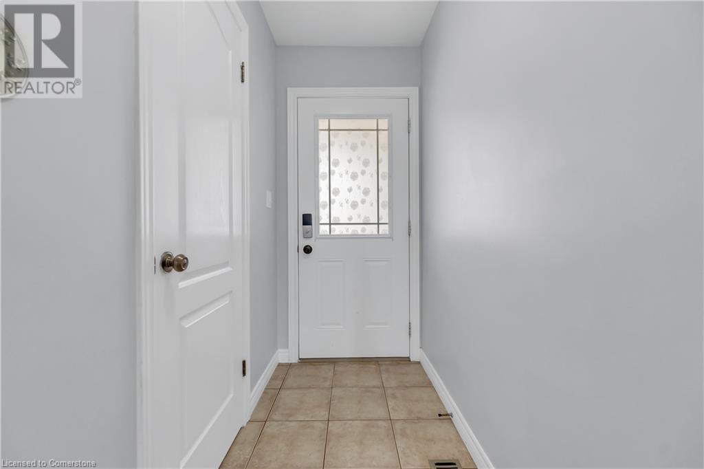 Property at 48 CLOUGH Crescent image 4