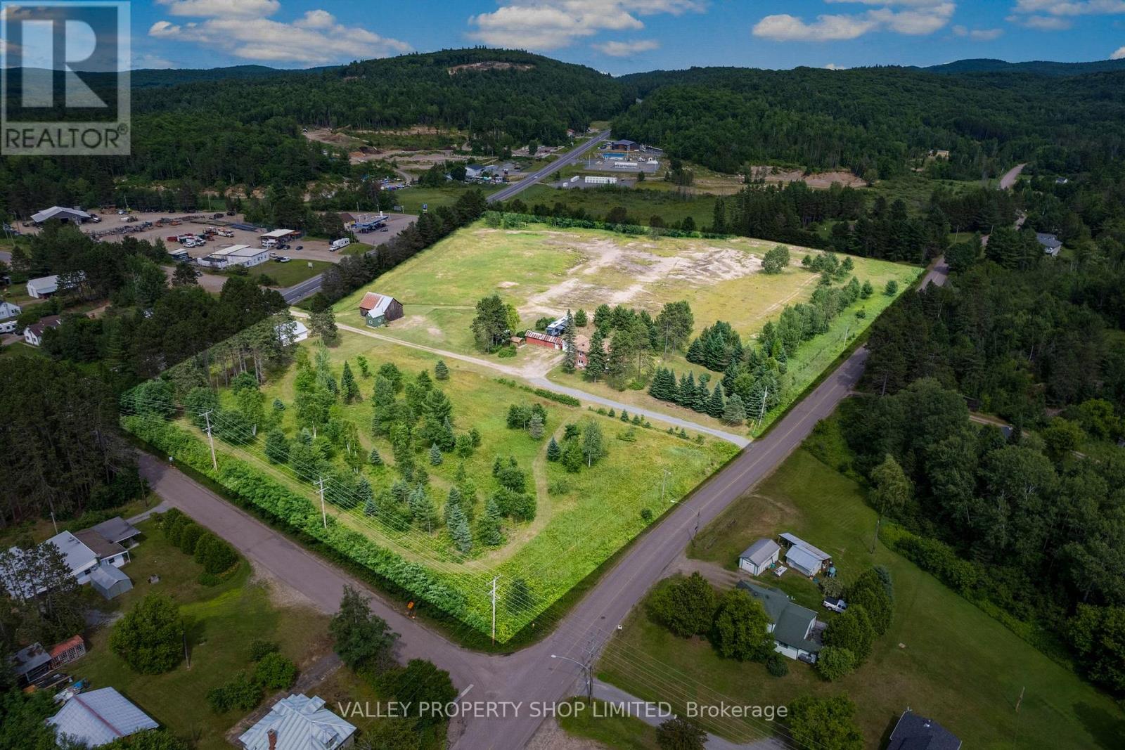 19303 HIGHWAY 60 HIGHWAY, Madawaska Valley, Ontario
