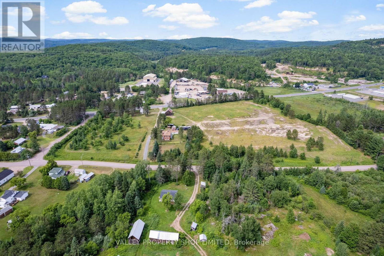 19303 Highway 60 Highway, Madawaska Valley, Ontario  K0J 1B0 - Photo 2 - X12265022
