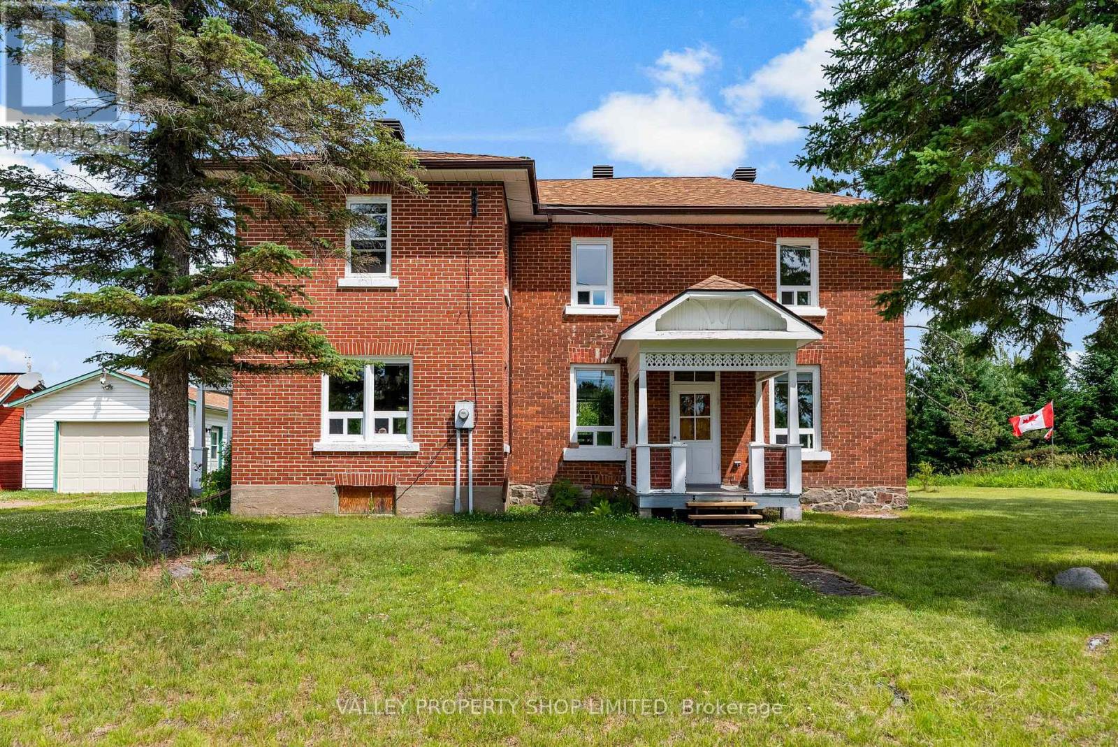 19303 Highway 60 Highway, Madawaska Valley, Ontario  K0J 1B0 - Photo 21 - X12265022