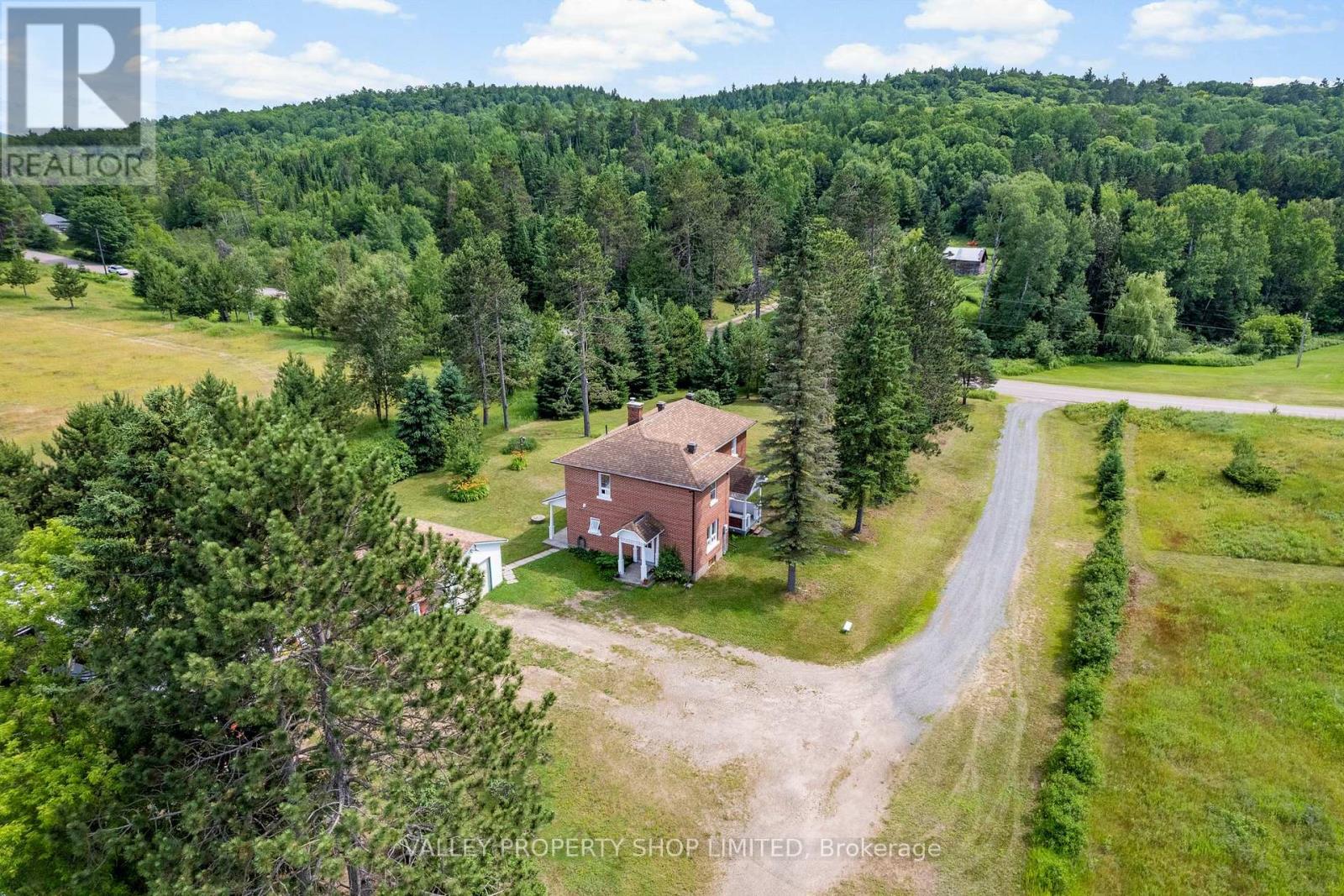 19303 Highway 60 Highway, Madawaska Valley, Ontario  K0J 1B0 - Photo 20 - X12265022