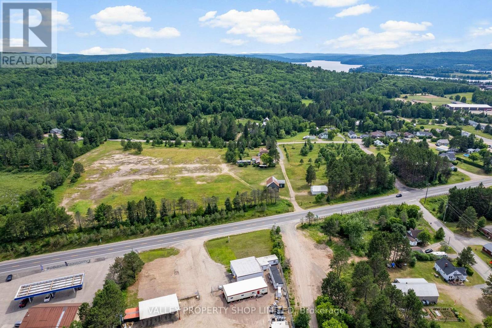 19303 Highway 60 Highway, Madawaska Valley, Ontario  K0J 1B0 - Photo 3 - X12265022