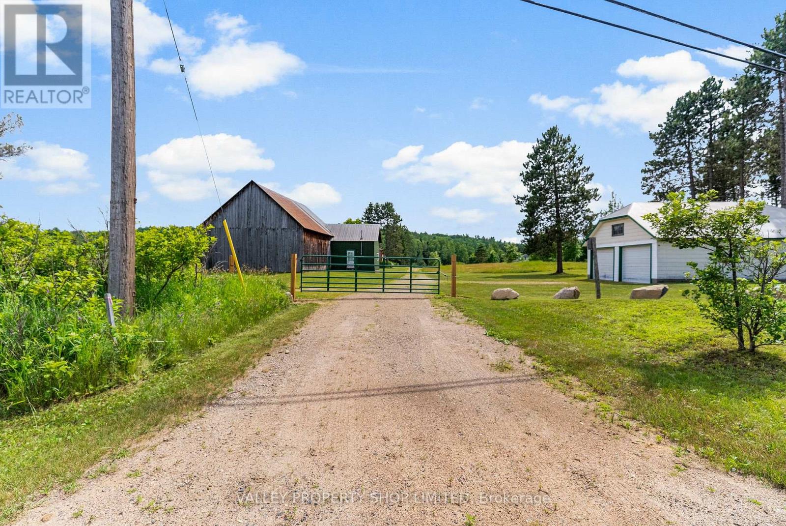 19303 Highway 60 Highway, Madawaska Valley, Ontario  K0J 1B0 - Photo 8 - X12265022