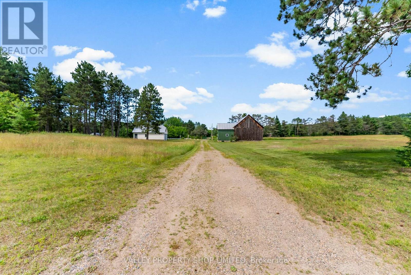 19303 Highway 60 Highway, Madawaska Valley, Ontario  K0J 1B0 - Photo 7 - X12265022
