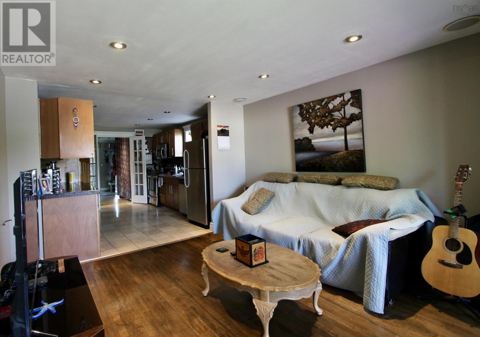 Property at 16 Power Street image 3