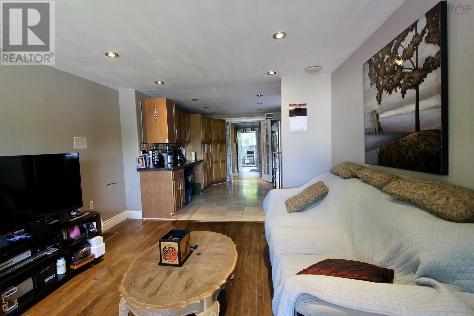 Property at 16 Power Street image 5