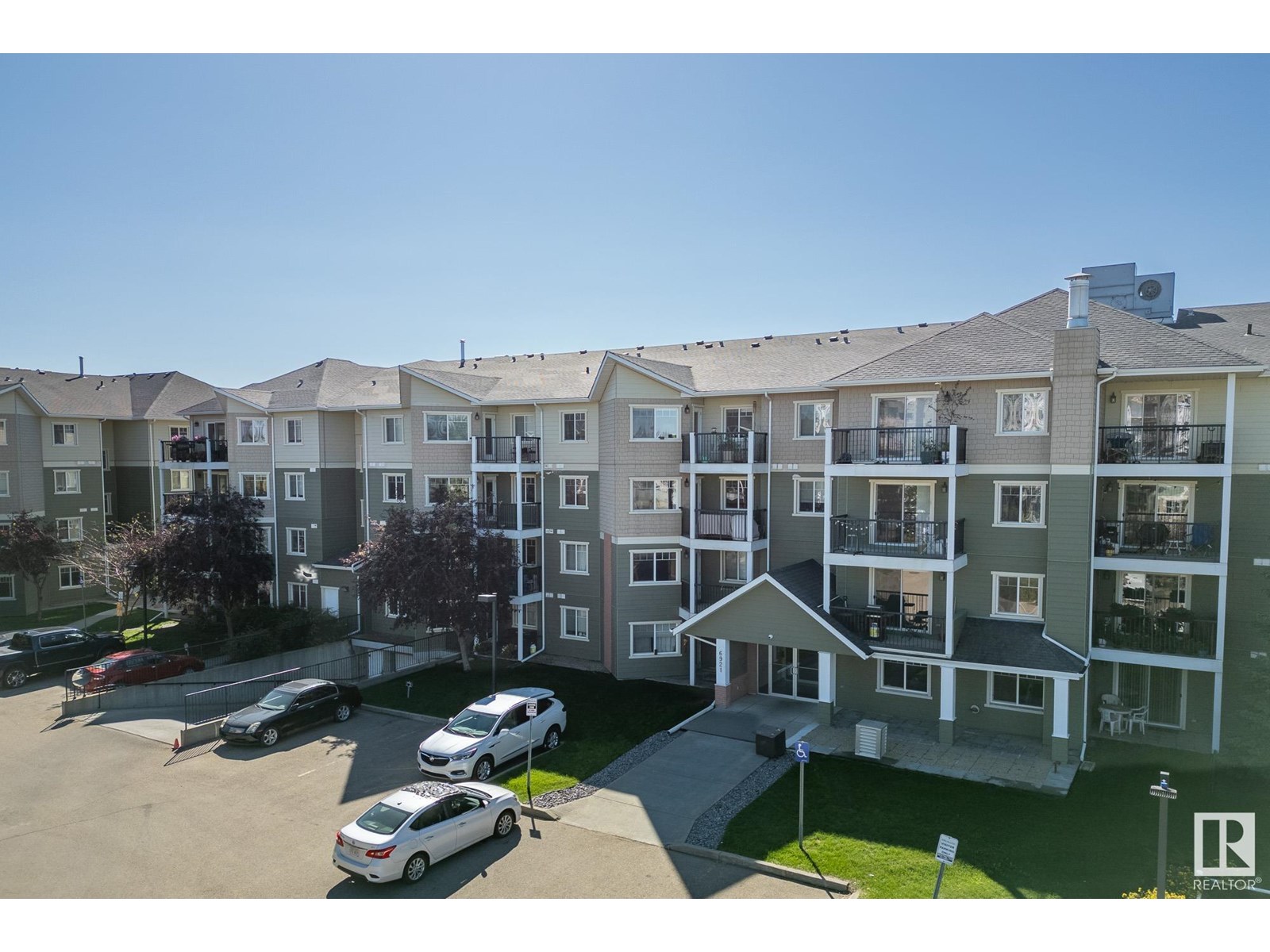 Property at #417 6921 199 ST NW image 1