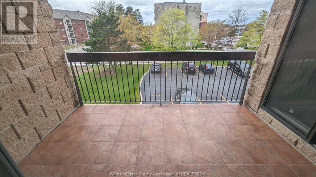 MLS# 25017619: 1905 Normandy Unit# 304, LaSalle, Canada