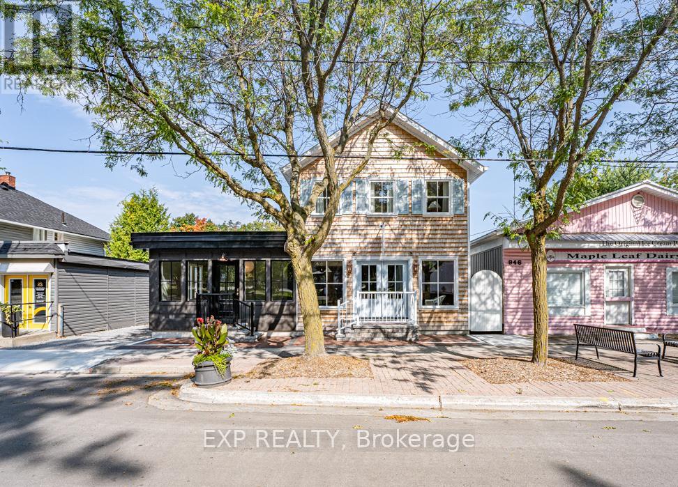 Property at 944 LAKE DRIVE E image 1