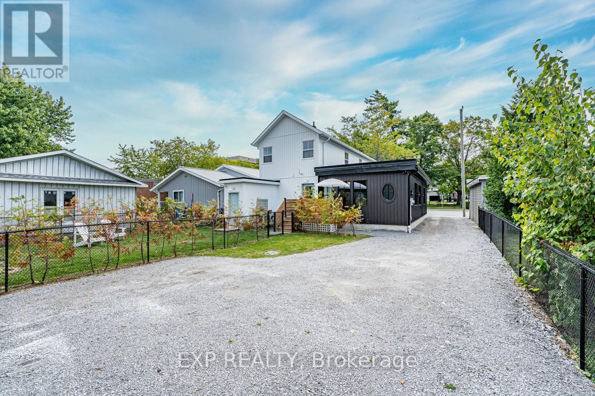 944 Lake Drive E, Georgina, Ontario  L0E 1L0 - Photo 37 - N12278351