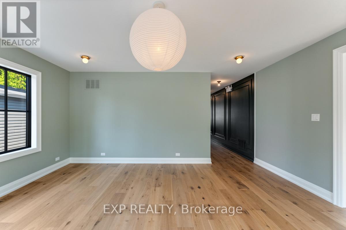944 Lake Drive E, Georgina, Ontario  L0E 1L0 - Photo 8 - N12278351