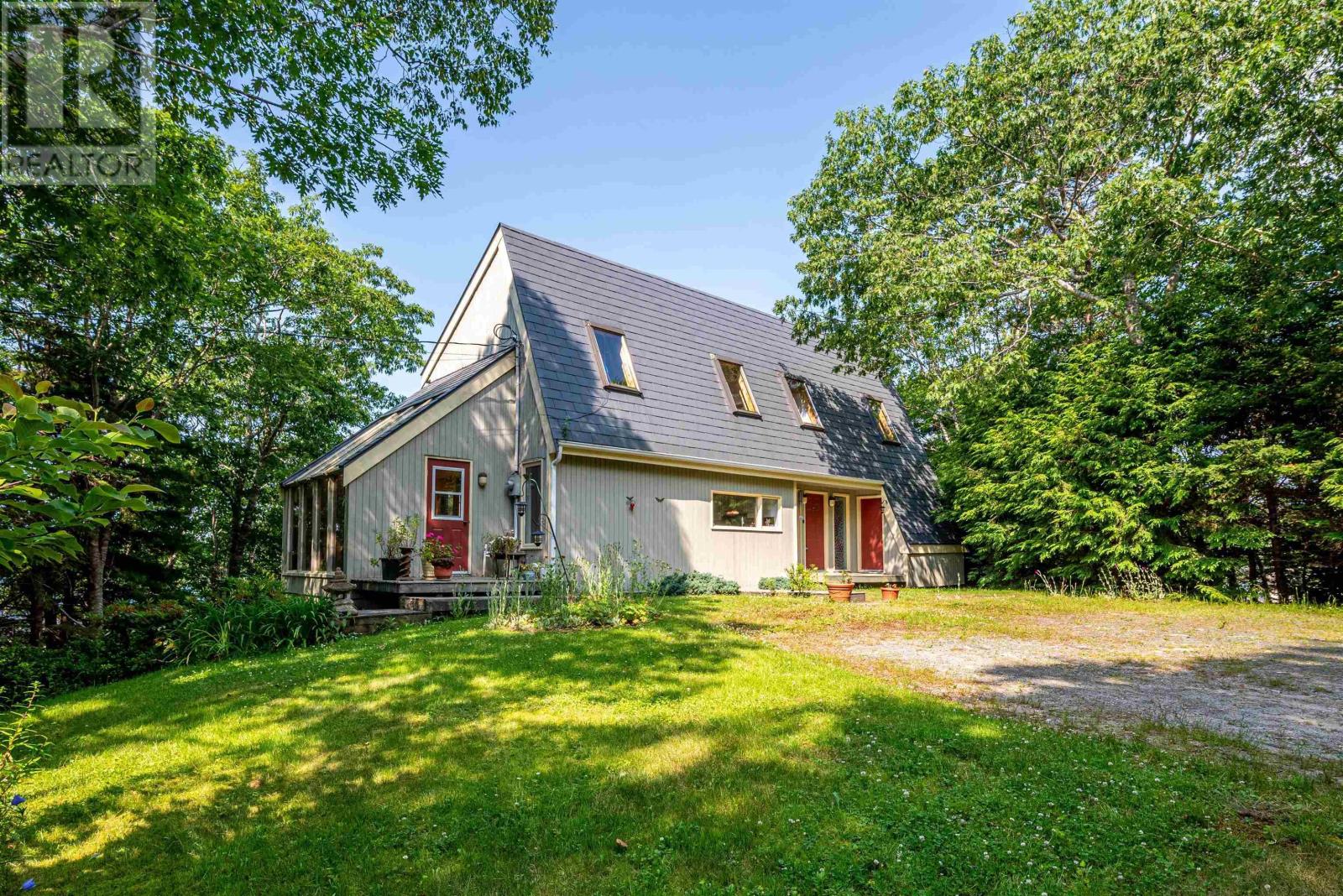 Property at 13576 Peggys Cove Road image 1