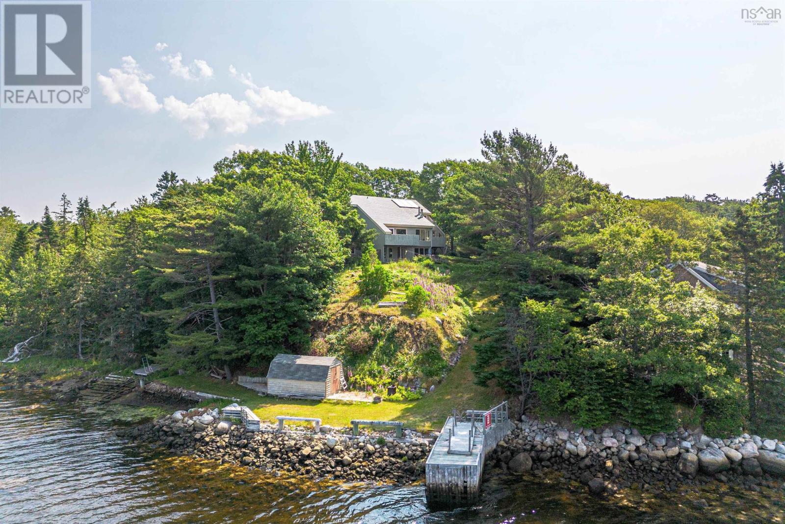 Property at 13576 Peggys Cove Road image 3