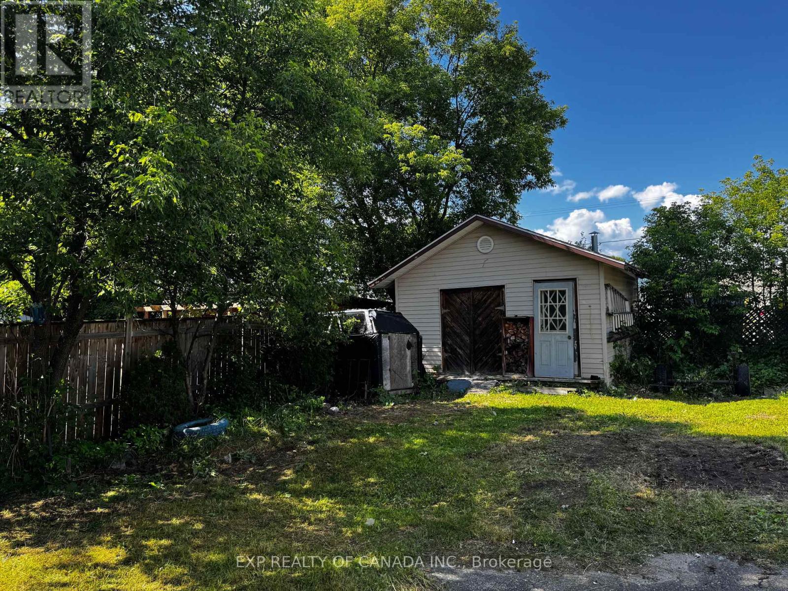Property at 350 BELANGER AVENUE image 4
