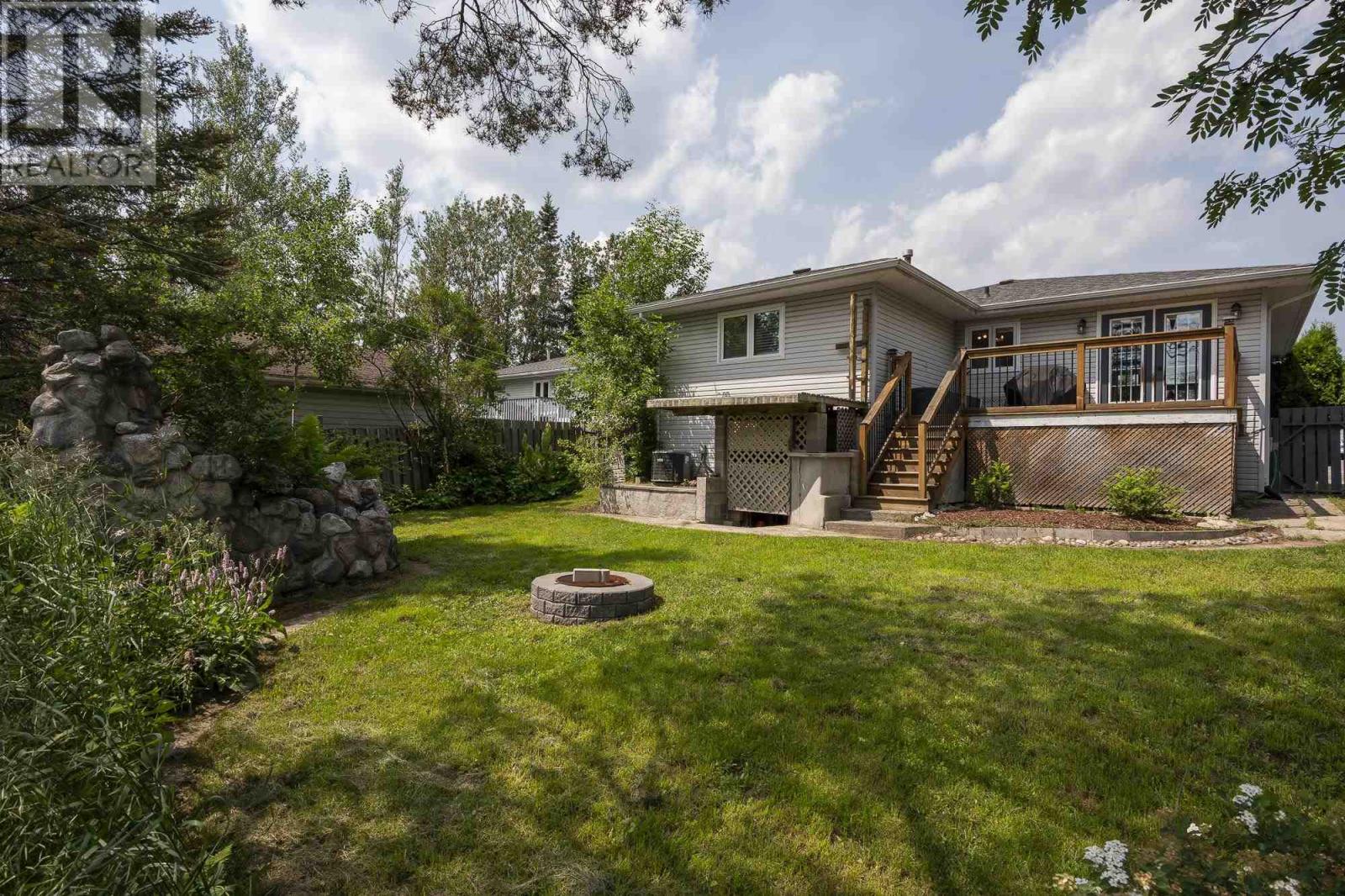 Property at 1465 John Street RD image 3